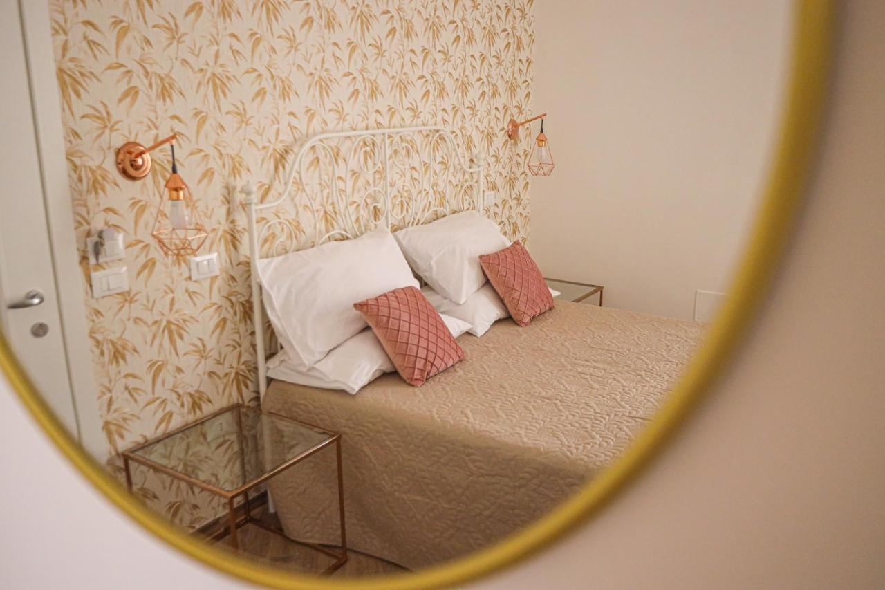 B&B La Fenice Suite Salerno Eksteriør billede