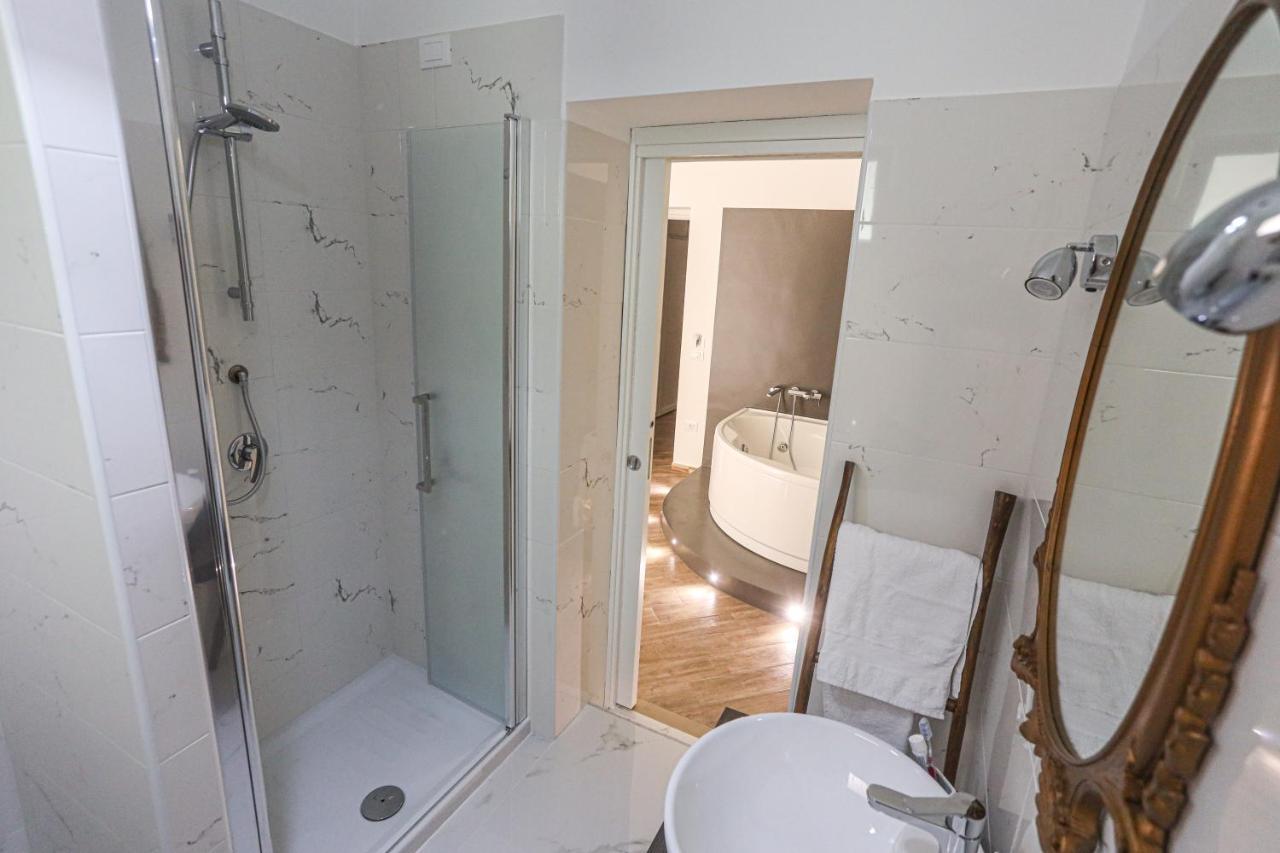 B&B La Fenice Suite Salerno Eksteriør billede