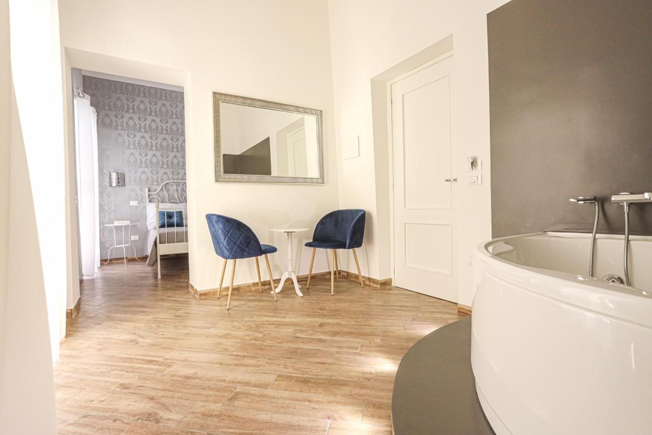 B&B La Fenice Suite Salerno Eksteriør billede